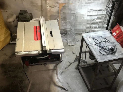 裝修風(fēng)波 三十萬投資，鄰里情斷于木工鋸聲